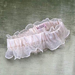 Victoria’s Secret Wedding Garter Ivory Satin Lace One Size Sexy Little Things